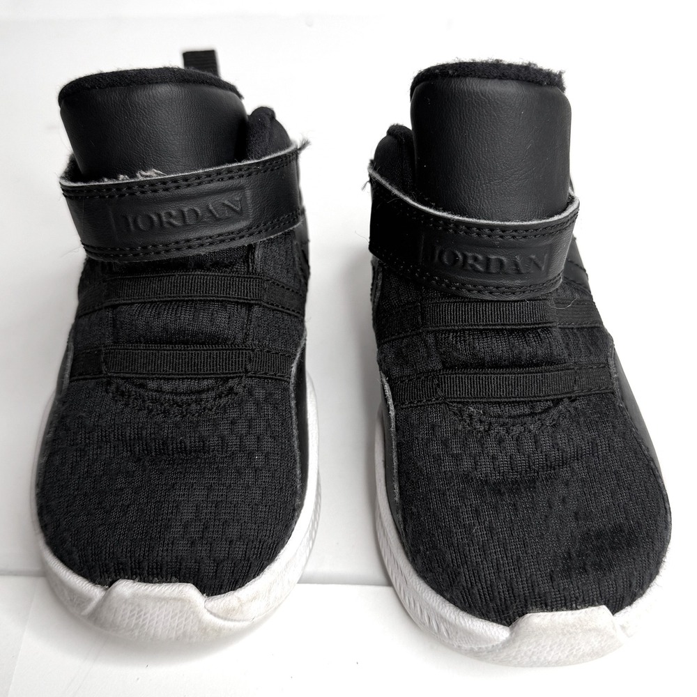 Jordan‎ Formula 23 Sneaker Toddler Size 6C - Picture 2 of 5